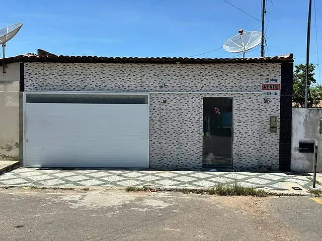 Casa 2 quartos e 1 banheiro, à venda, no bairro Jardim Bahia em Paulo Afonso