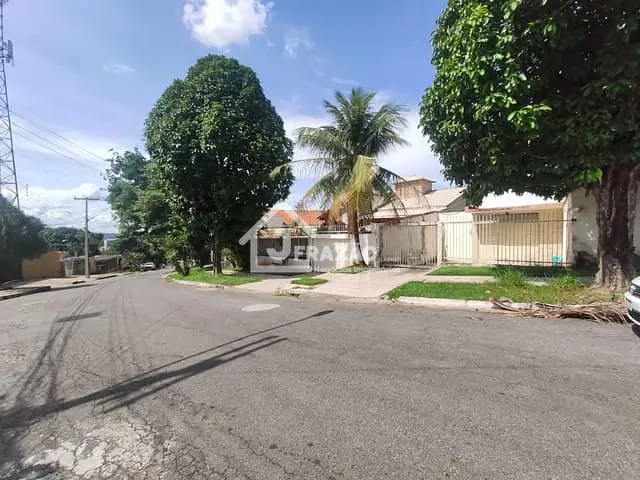 Casa com 571m² 3 quartos e 5 banheiros, à venda, no bairro Parque Industrial de Goiânia em Goiânia