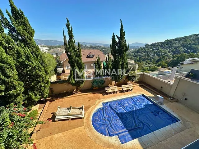 Casa com 432m² 4 quartos e 6 banheiros, à venda, no bairro Alphaville em Santana de Parnaíba