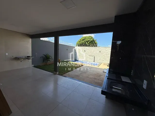 Casa 3 quartos e 3 banheiros, à venda, no bairro Itapoã em Aparecida de Goiânia
