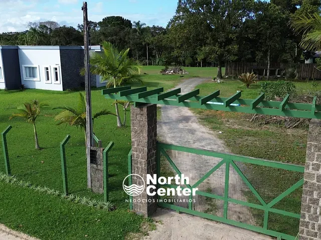 Casa com 8388m² 3 quartos e 3 banheiros, à venda, no bairro Pinheiros em Balneário Barra do Sul