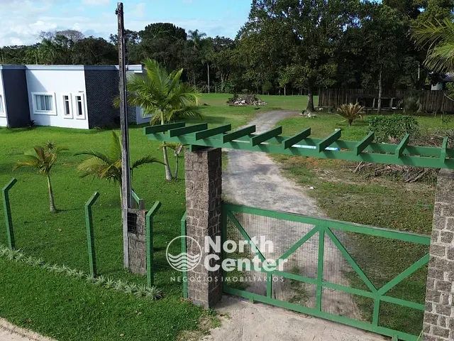 Casa com 8388m² 3 quartos e 3 banheiros, à venda, no bairro Pinheiros em Balneário Barra do Sul