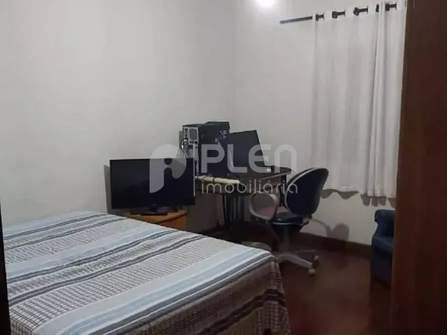 Casa com 200m² 3 quartos e 3 banheiros, à venda, no bairro Vila Santa Terezinha (Zona Norte) em São Paulo