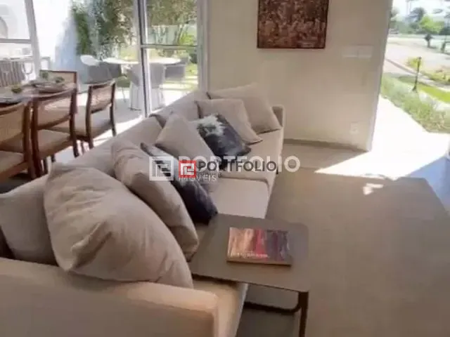 Casa com 201m² 3 quartos e 2 banheiros, à venda, no bairro Conjunto Residencial Storil em Aparecida de Goiânia