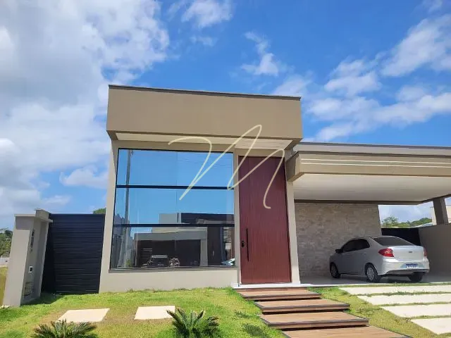 Casa com 450m² 3 quartos e 4 banheiros, à venda, no bairro Nossa Senhora da Vitória em Ilhéus