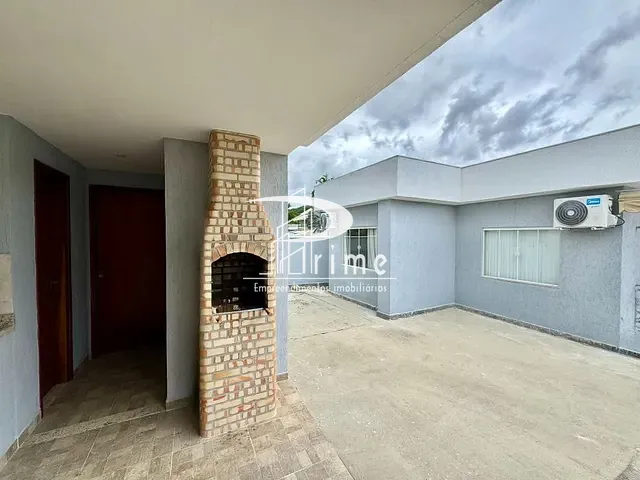Casa com 524m² 4 quartos e 3 banheiros, à venda, no bairro Várzea das Moças em Niterói