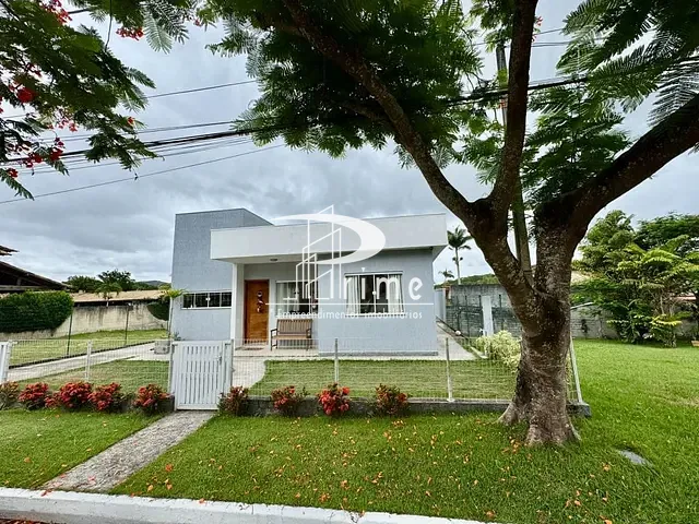 Casa com 524m² 4 quartos e 3 banheiros, à venda, no bairro Várzea das Moças em Niterói