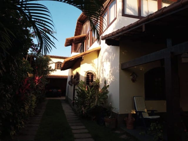 Casa com 360m² 3 quartos e 3 banheiros, à venda, no bairro Novo Rio das Ostras em Rio das Ostras