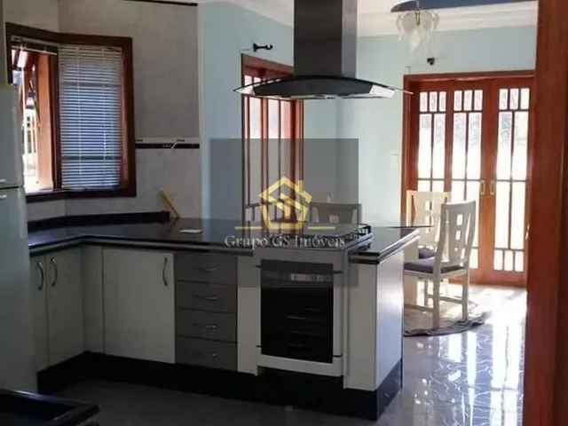 Casa com 781m² 4 quartos e 5 banheiros, à venda, no bairro Chácaras Alpina em Valinhos