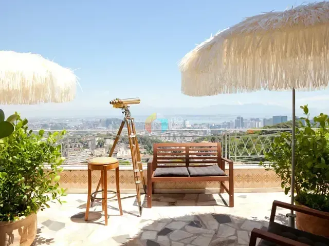 Casa com 639m² 6 quartos e 8 banheiros, à venda, no bairro Santa Teresa em Rio de Janeiro