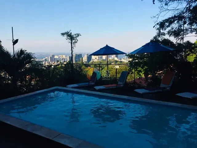 Casa com 639m² 6 quartos e 8 banheiros, à venda, no bairro Santa Teresa em Rio de Janeiro