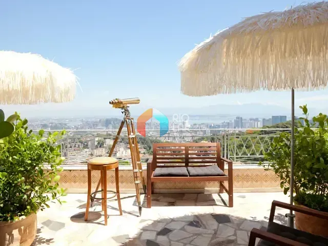 Casa com 639m² 6 quartos e 8 banheiros, à venda, no bairro Santa Teresa em Rio de Janeiro