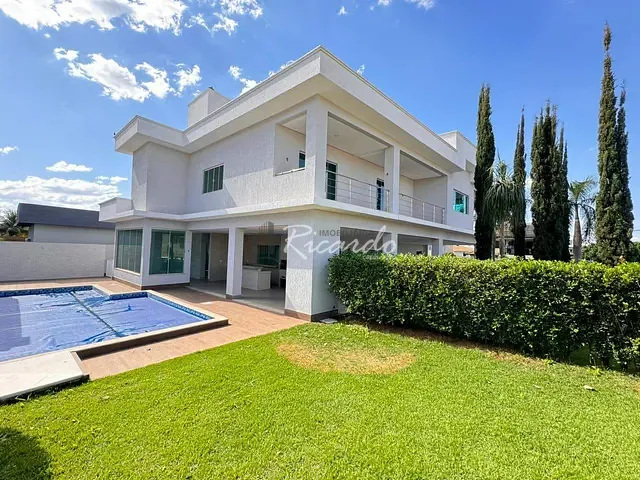 Casa com 616m² 5 quartos e 7 banheiros, à venda, no bairro Jardins Madri em Goiânia
