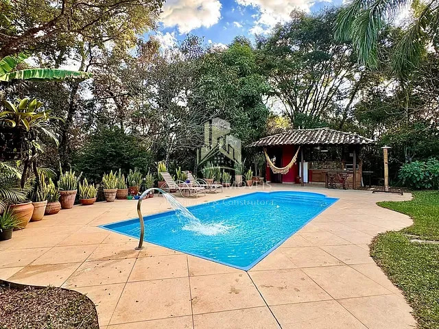 Casa com 1300m² 2 quartos e 2 banheiros, à venda, no bairro Condominio Recanto do  Vale em Casa Branca Bru