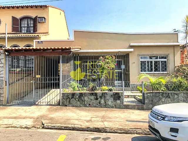 Casa com 420m² 4 quartos e 2 banheiros, à venda, no bairro Jardim Amália em Volta Redonda