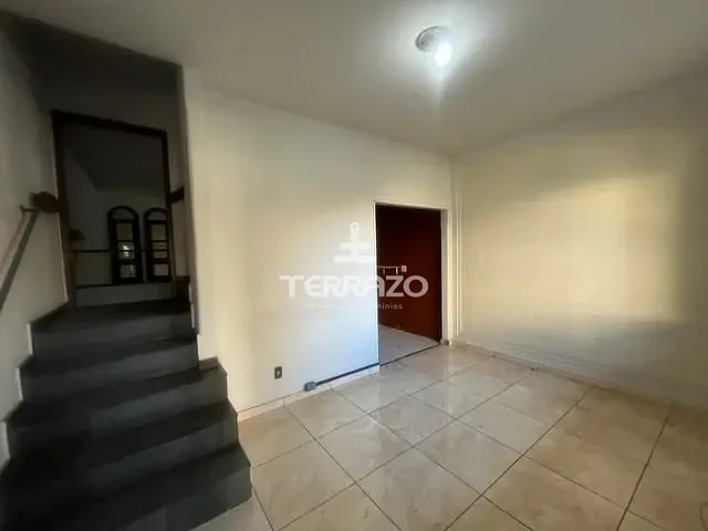 Casa com 114m² 2 quartos e 2 banheiros, à venda, no bairro Nossa Senhora das Graças em Volta Redonda