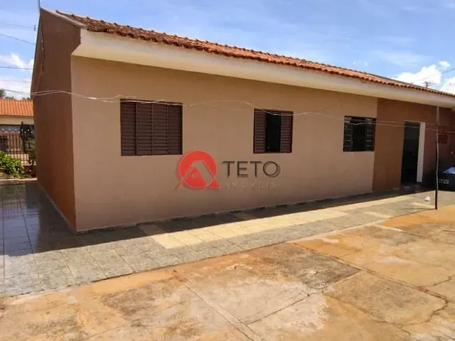 Casa à venda, no bairro NÃO INFORMADO em Paiçandu