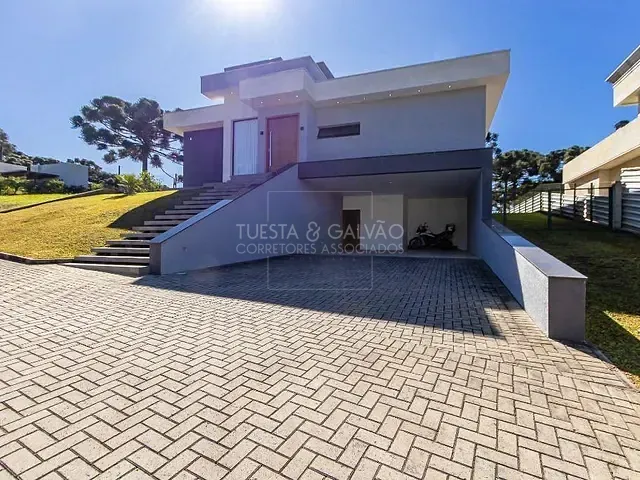 Casa com 310m² 3 quartos e 2 banheiros, à venda, no bairro Vila Fuck em Piraquara