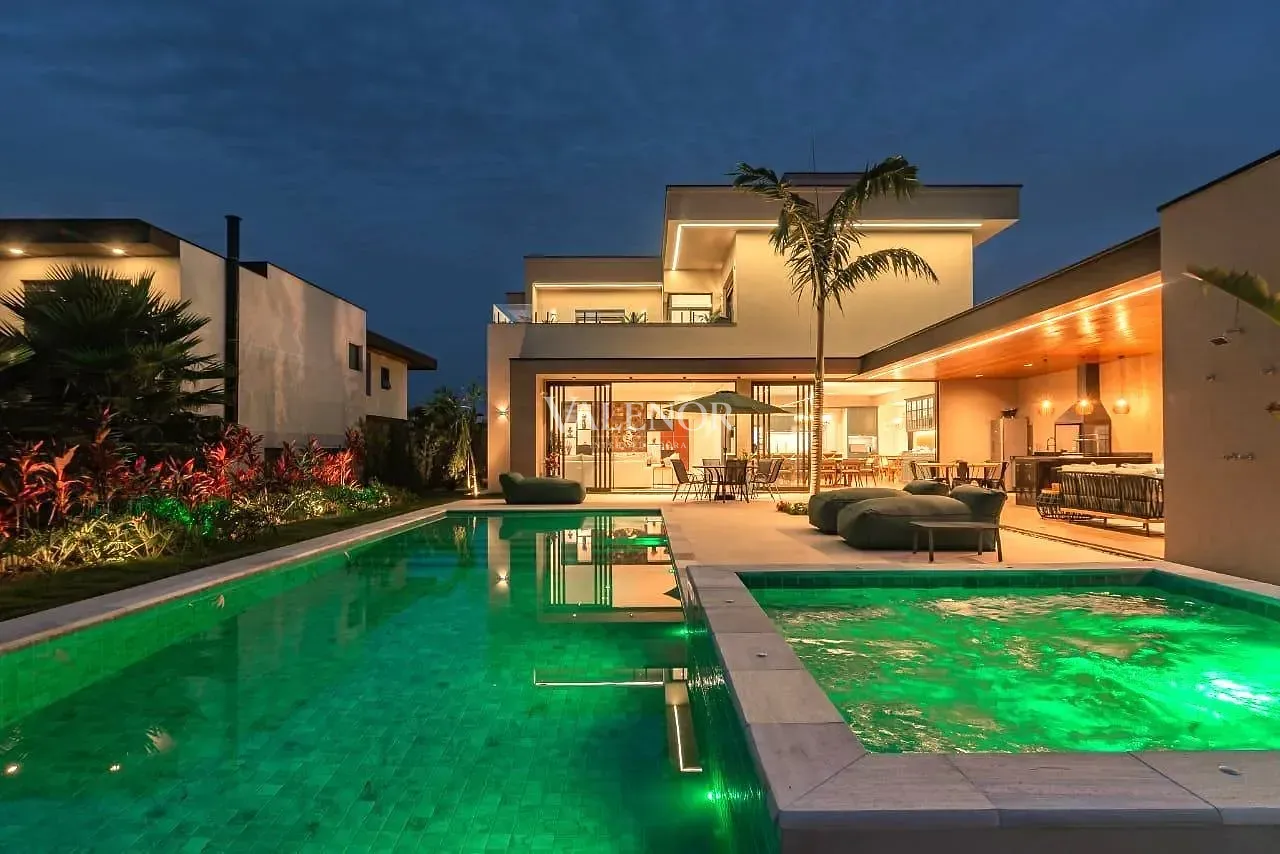 Casa, 5 quartos, 1000 m² - Foto 1