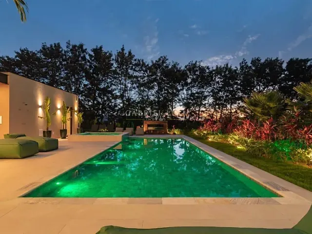 Casa com 1000m² 5 quartos e 7 banheiros, à venda, no bairro Jacaré em Cabreúva