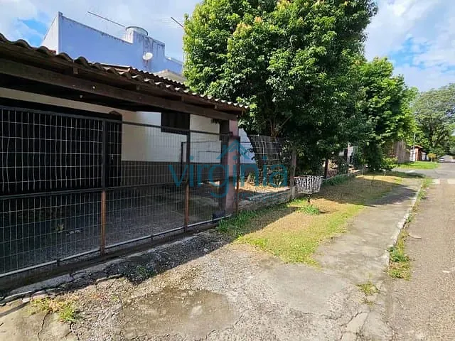Casa com 300m² 3 quartos e 2 banheiros, para alugar, no bairro Canudos em Novo Hamburgo