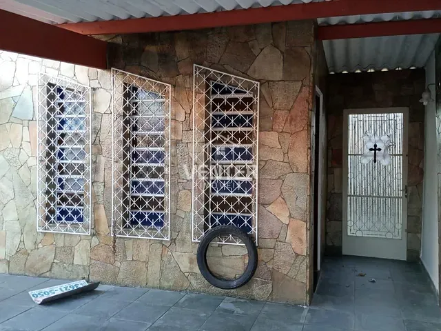 Casa com 200m², à venda, no bairro Vila Boa Vista em Taubaté