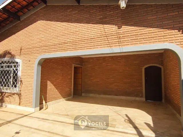 Casa com 128m² 3 quartos e 2 banheiros, à venda, no bairro Jardim Sônia em Jaguariúna