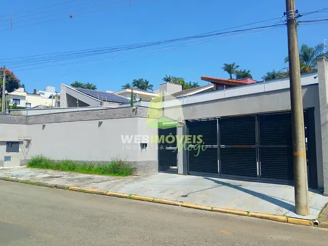 Casa com 608m² 4 quartos e 6 banheiros, à venda, no bairro Vila Oliveira em Mogi das Cruzes