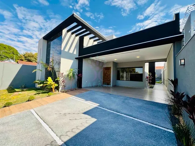 Casa com 360m² 3 quartos e 3 banheiros, à venda, no bairro Pioneiros em Campo Grande
