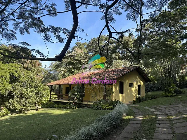Casa com 2000m² 3 quartos e 3 banheiros, à venda, no bairro Condomínio Vale do Ouro em Ribeirão das Neves