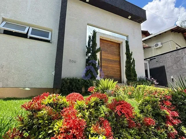 Casa com 560m² 5 quartos e 8 banheiros, à venda, no bairro Jardim Leonor Mendes de Barros em São Paulo
