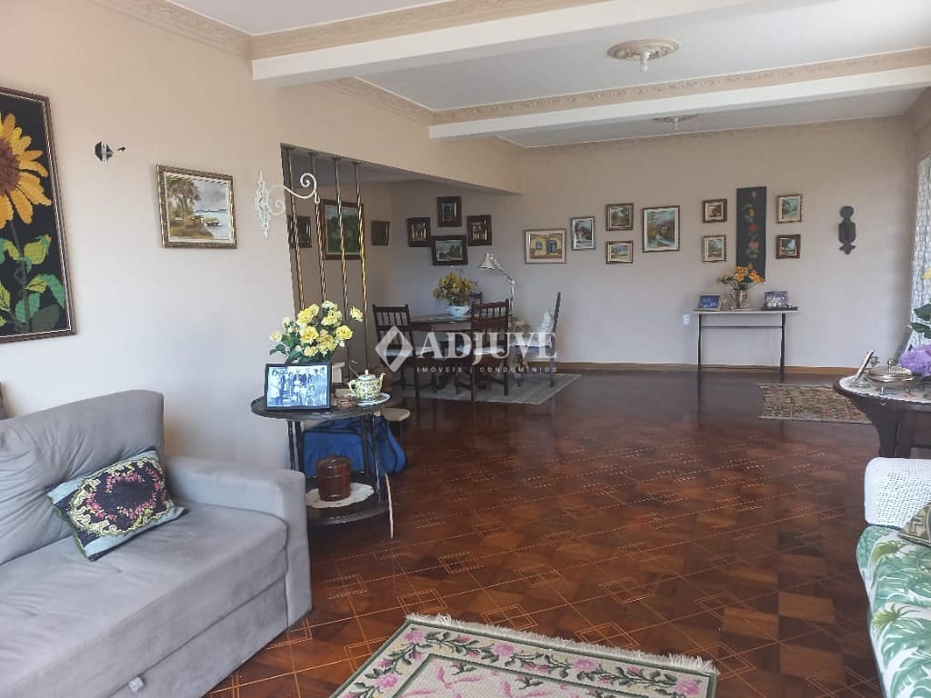Casa à venda com 4 quartos, 148m² - Foto 5