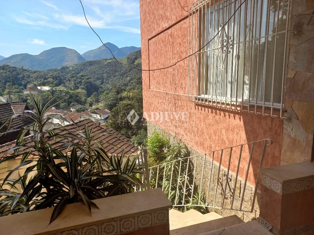 Casa à venda com 4 quartos, 148m² - Foto 16