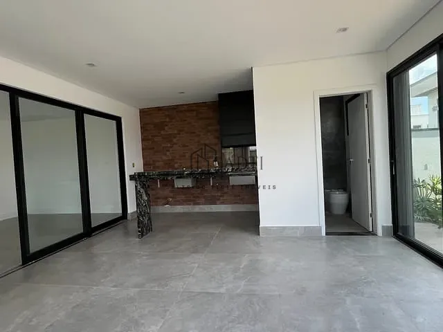 Casa 4 quartos e 1 banheiro, à venda, no bairro Cézar de Souza em Mogi das Cruzes