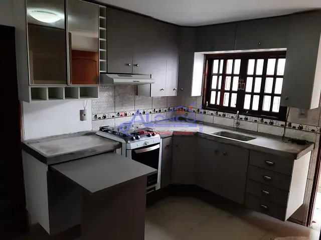 Casa com 142m² 2 quartos e 1 banheiro, à venda, no bairro Jardim Bela Vista em Jacareí
