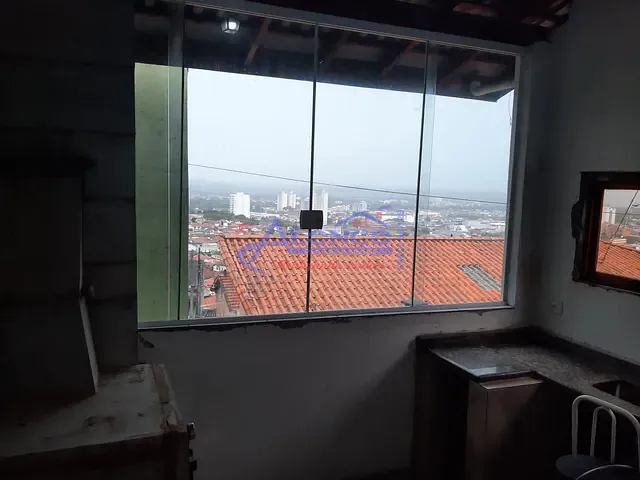 Casa com 142m² 2 quartos e 1 banheiro, à venda, no bairro Jardim Bela Vista em Jacareí