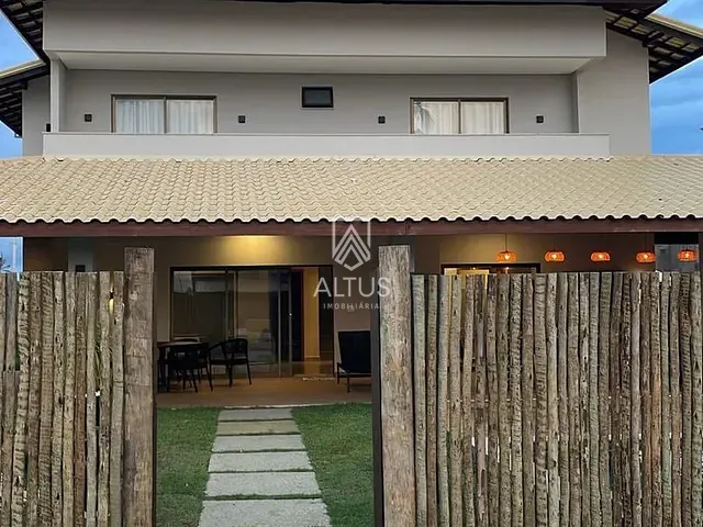 Casa 6 quartos e 1 banheiro, à venda, no bairro Olivença em Ilhéus