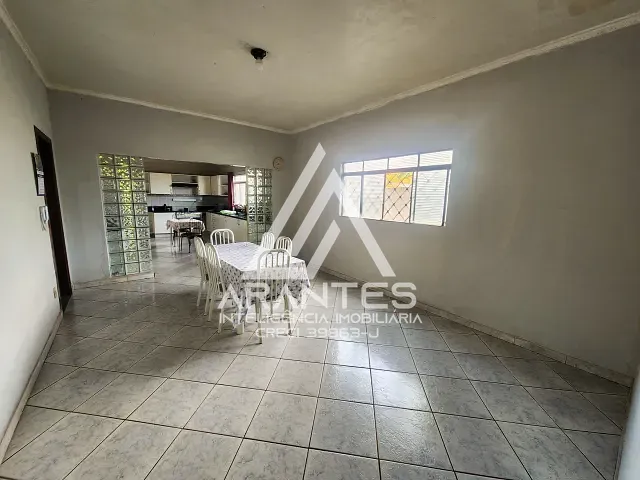 Casa 3 quartos e 3 banheiros, à venda, no bairro Jockey Club em Barretos