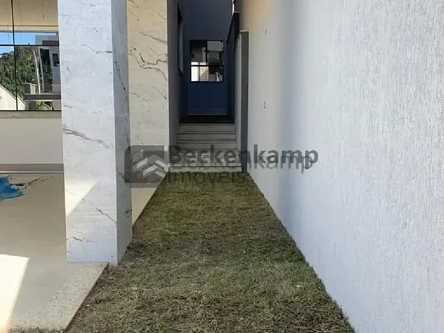 Casa com 235m² 3 quartos e 2 banheiros, à venda, no bairro Jardim Belvedere em Volta Redonda