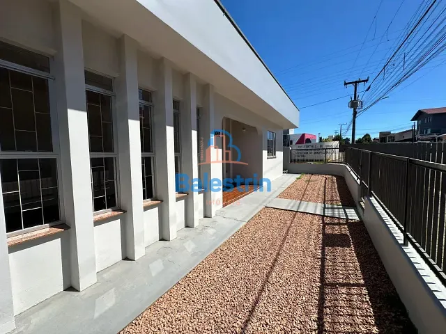 Casa 2 quartos e 1 banheiro, para alugar, no bairro São José em Fraiburgo