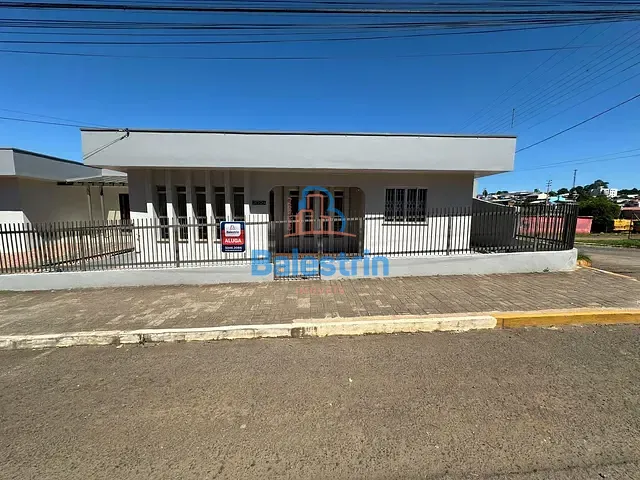 Casa 2 quartos e 1 banheiro, para alugar, no bairro São José em Fraiburgo