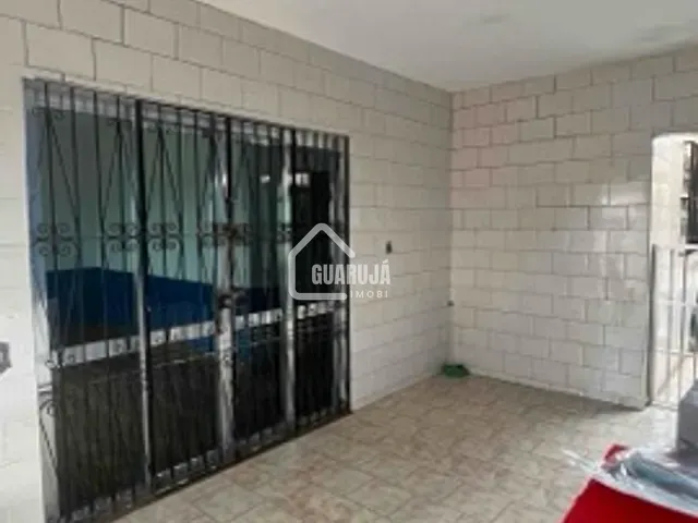 Casa com 300m² 2 quartos e 3 banheiros, à venda, no bairro Parque Estuário (Vicente de Carvalho) em Guarujá