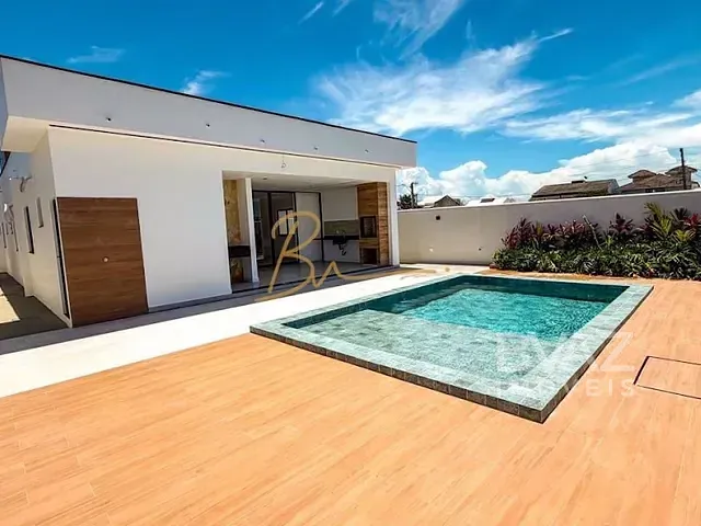 Casa com 372m² 3 quartos e 4 banheiros, à venda, no bairro Nova São Pedro em São Pedro da Aldeia