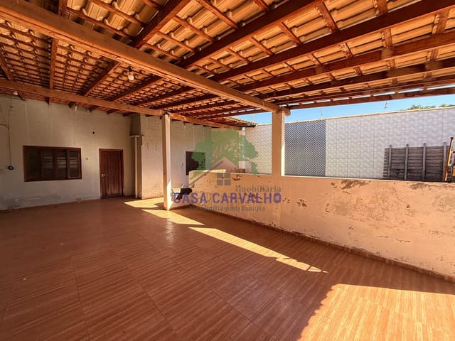 Casa 2 quartos e 2 banheiros, à venda, no bairro Aeroporto em Corumbá