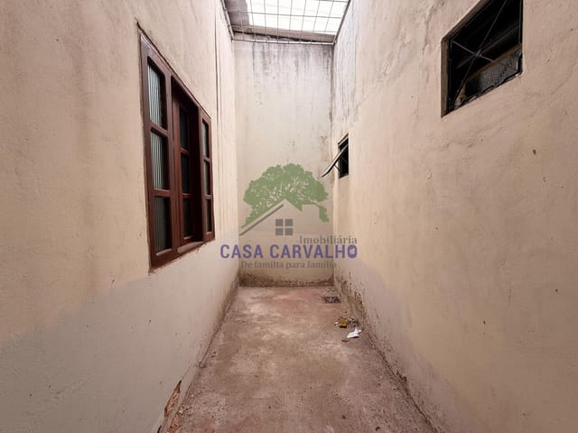 Casa 2 quartos e 2 banheiros, à venda, no bairro Aeroporto em Corumbá