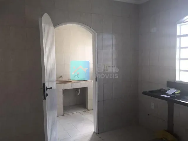 Casa com 300m² 3 quartos e 2 banheiros, à venda, no bairro Eugênio de Melo em São José dos Campos