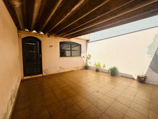 Casa com 125m² 3 quartos e 3 banheiros, para alugar, no bairro Jardim Petrópolis em Piracicaba