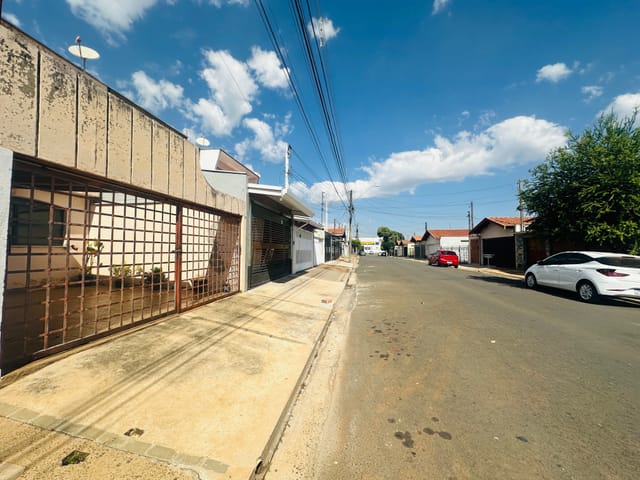 Casa com 125m² 3 quartos e 3 banheiros, para alugar, no bairro Jardim Petrópolis em Piracicaba