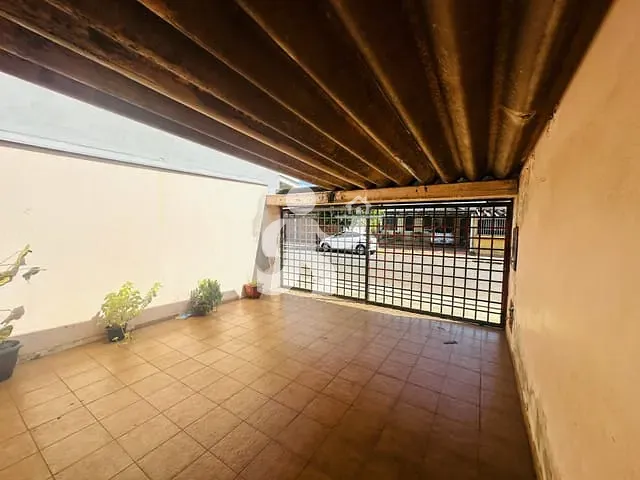 Casa com 125m² 3 quartos e 3 banheiros, para alugar, no bairro Jardim Petrópolis em Piracicaba