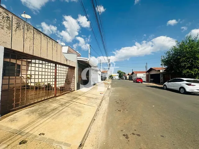 Casa com 125m² 3 quartos e 3 banheiros, para alugar, no bairro Jardim Petrópolis em Piracicaba